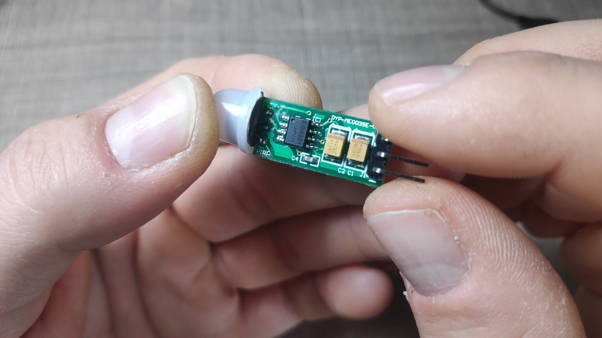 Mini PIR sensor module with EG4001 chip