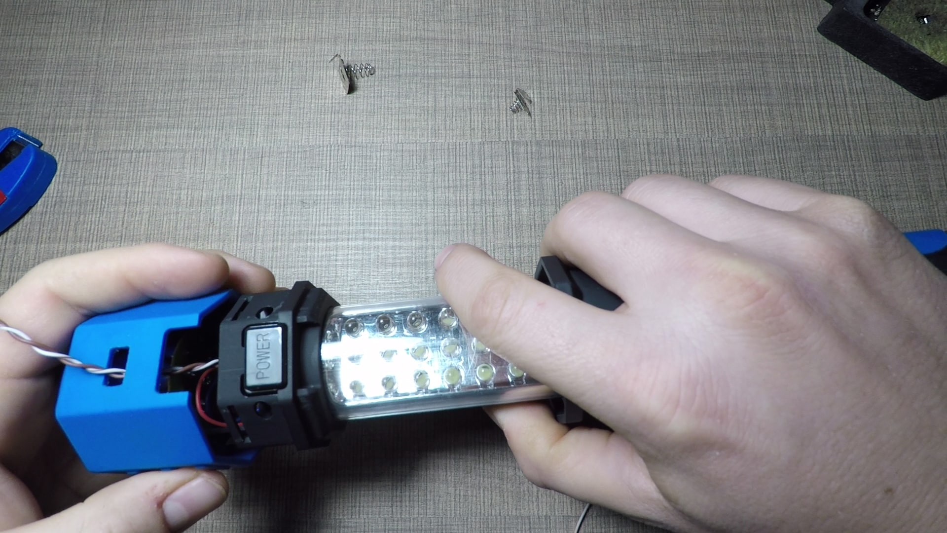 Assembly of the modified flashlight.